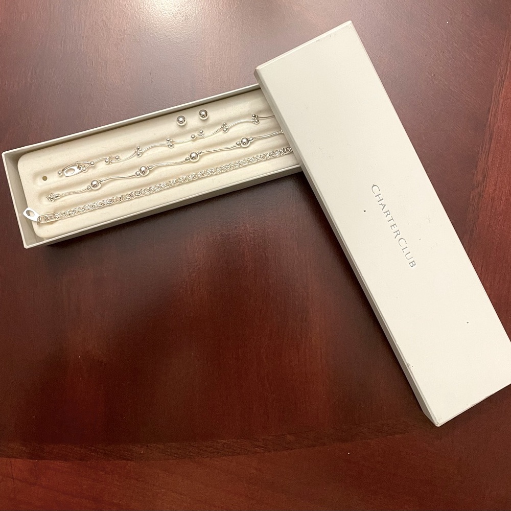 Charter Club bracelet set
